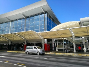 Flughafen Auckland - Empfang bei bestem Wetter