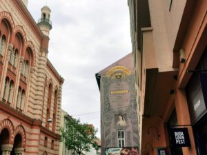 Rumbach-Synagoge - Unser Hotel war gleich gegenüber