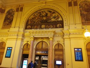 Bahnhofshalle im Keleti-Bahnhof